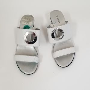 5/$25 Jasmin Sandals!